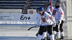 �e�tí hrá�i v zápase s Loty�skem.