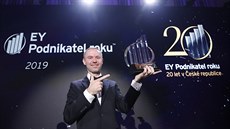EY Podnikatel roku 2019 Oliver Dlouhý ze společnosti Kiwi.com (3.3.2020)