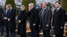 Prezident Zeman spolu s premiérem Andrejem Babišem, předsedou Poslanecké...