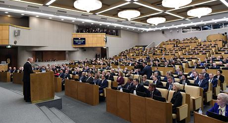 Ruský prezident Vladimir Putin se ped ruskými poslanci vyjaduje k návrhu na...