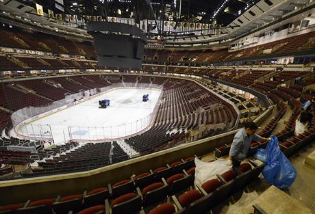 Pohled na prázdnou arénu United Center, domov Chicago Blackhawks.