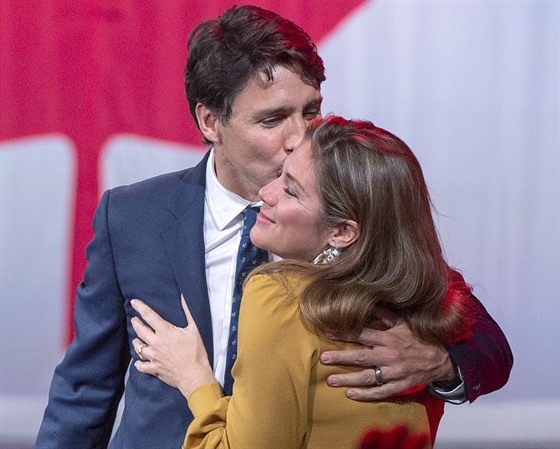 Kanadský premiér Justin Trudeau a jeho ena Sophie. (22. íjna 2019)