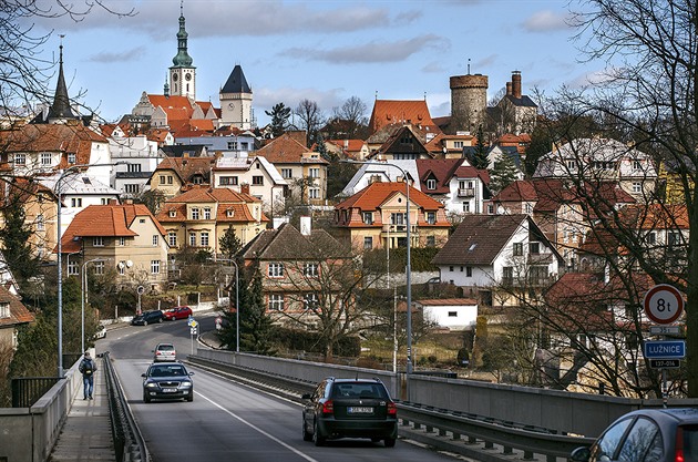 Pracovní skupina bude řešit bydlení v Táboře, město vlastní tři tisíce bytů