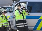 Policisté v Hrádku nad Nisou kontrolují, jestli k nám přes Polsko nepřijíždějí...