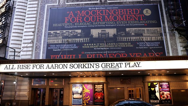 Zaven divadla na Broadwayi v New Yorku kvli epidemii koronaviru (12. bezna 2020)