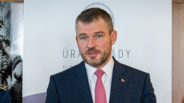 Slovensk premir Peter Pellegrini informuje o novch opatench pijatch z dvodu epidemii koronaviru (12. bezna 2020)