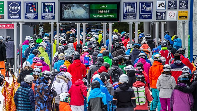 Poslední letošní lyžovačka ve Špindlerově Mlýně (13.3.2020).