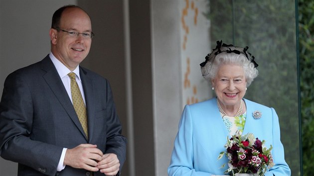 Monack kne Albert II. a britsk krlovna Albta II. (Londn, 23. kvtna 2011)