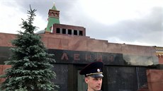 Leninovo mauzoleum na moskevském Rudém náměstí