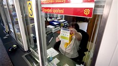 Česká pošta začala s distribucí letáků s varováním o koronaviru do schránek...