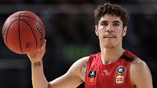 LaMelo Ball v dresu australského klubu Illawarra Hawks