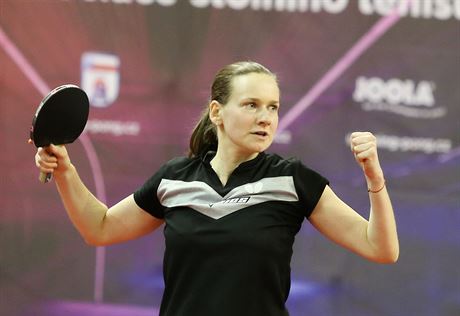 Stolní tenistka Hana Matelová se raduje z vítzství ve dvouhe na mistrovství...