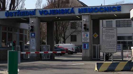 Ústední vojenská nemocnice  Vojenská fakultní nemocnice Praha, (27.3.2020)