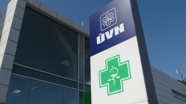 Úplatky, padělání lékařských zpráv. Policie zasahuje v ÚVN, zadržela 11 lidí Úplatky, padělání lékařských zpráv. Policie zasahuje v ÚVN, zadržela 11 lidí