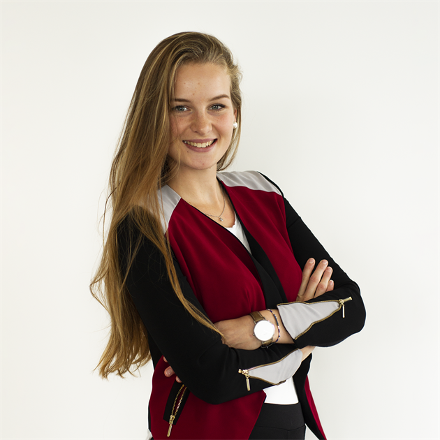 Veronika Pochopová studuje v Paíi magisterský obor finance a bankovnictví.