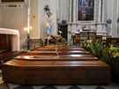 Rakve v kostele v italském mst Serina nedaleko Bergama, které je jedním z...