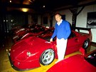 Albert Uderzo se svým Ferrari F40 LM