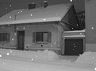 Gará na Novojiínsku stojí v prjezdu mezi dvma domy.