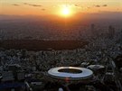 SOUMRAK NAD TOKIEM 2020. Národní stadion v japonské metropoli a zapadající...