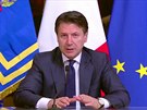 Itálie zastavuje vechnu postradatelnou výrobu, oznámil premiér Conte