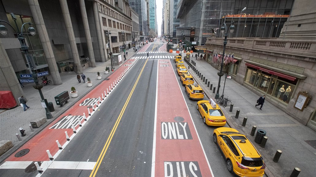 Centrum New Yorku se kv�li koronaviru vylidnilo. (25. b�ezna 2020)