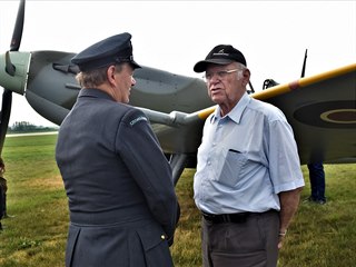 Jaroslav Janda spoluzakládal Aviatickou pouť. Na pardubickém letišti měl na...