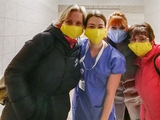 Neurochirurgická klinika olomoucké fakultní nemocnice získala roušky od...