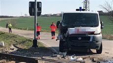 Nehoda vlaku s pevozovou sanitkou na Beneovsku. (25.3.2020)