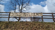 U Ol�e se u� d�íve objevily takovéto vzkazy.