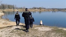 V pátek 27. b�ezna 2020 byli policisté p�ivoláni k rybník�m v okolí Lázní...