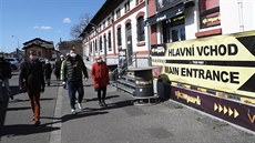 Pra�ský primátor Zden�k H�ib na�ídil vyklízení Showparku v Hole�ovicích. Místo...