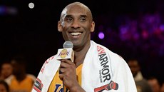 Kobe Bryant pi rozlukovém zápase v roce 2016. Tento runík se vydrail za...