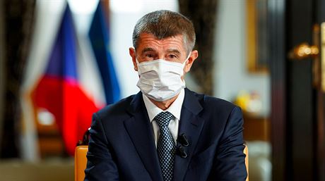 Premiér Andrej Babi zkritizoval nízkou angaovanost ministerstva zdravotnictví v projektu chytré karantény. (17. kvtna 2020)