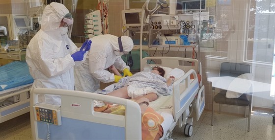 Na Klinice infek�ních chorob Fakultní nemocnice Brno pe�ují o pacienty s...