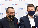 éf poslanc SPD Radim Fiala (zleva), poslanec Jaroslav Foldyna, pedseda SPD...