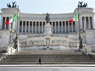 Národní památník Viktora Emmanuela II. (Altare della Patria) v ím (7. dubna...