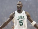 Rok 2008 - Kevin Garnett v dresu Boston Celtics na archivním snímku z finále...