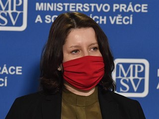 Ministryně práce a sociálních věcí Jana Maláčová vystoupila v Praze na tiskové...
