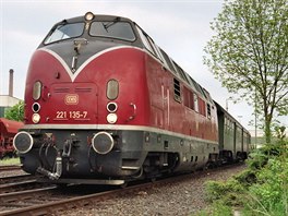 Západoněmecká lokomotiva řady 221