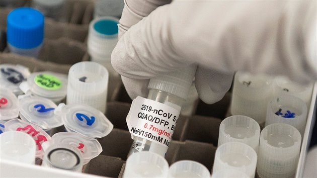 Laborato Novavax v Rockville v americkm stt Maryland se pokou najt vakcnu na koronavirus. (20. bezna 2020)