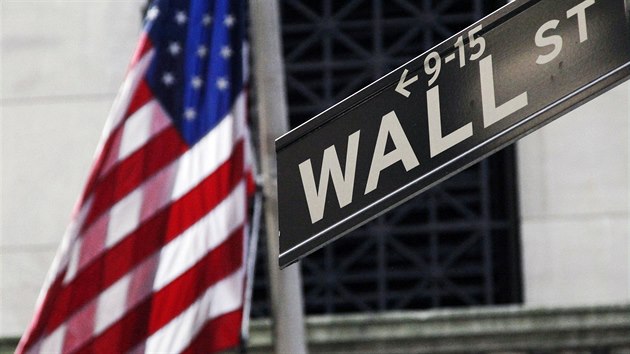 Znaka Wall Street v New Yorku (2. dubna 2020)