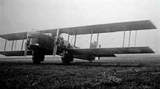 Ve francouzských leteckých kolách se nai bombardovací letci setkali bhem...