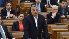 Maarský premiér Viktor Orbán bhem parlamentního zasedání. Poslanci schválili...
