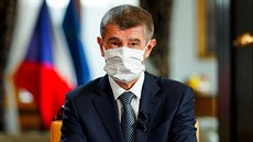 Premiér Andrej Babi pi televizním projevu k národu kvli epidemii koronaviru ...