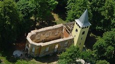 Místo zvané Vrabina, od 18. století známé jako K�í�ový vrch, koupil roku 1243...