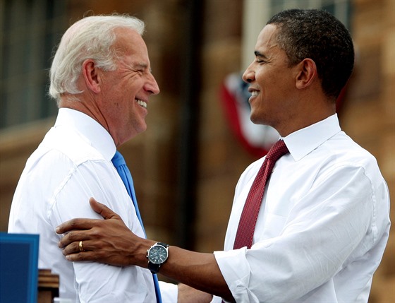 Barack Obama a Joe Biden bhem prezidentské kampan v roce 2008 (23. srpen 2008)