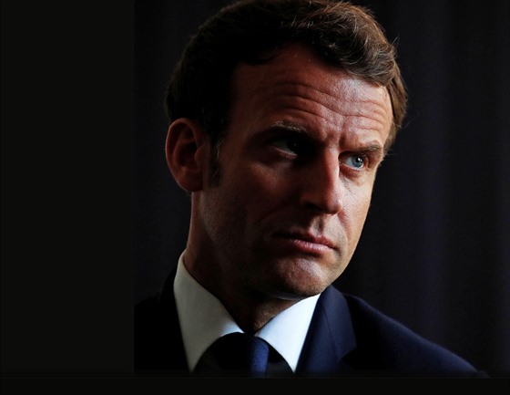Francouzský prezident Emmanuel Macron chce zpísnit pravidla neokovaným