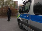 Policisté v nedli dopoledne prohledávali prodejny Kaufland, kde anonym oznámil...