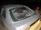 Osmadvacetilet cizinec v Kuimi na Brnnsku rozbil kladivem vlastn auto pot,...