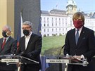 Ministr zdravotnictví Adam Vojtěch, ministr průmyslu a obchodu Karel Havlíček a...